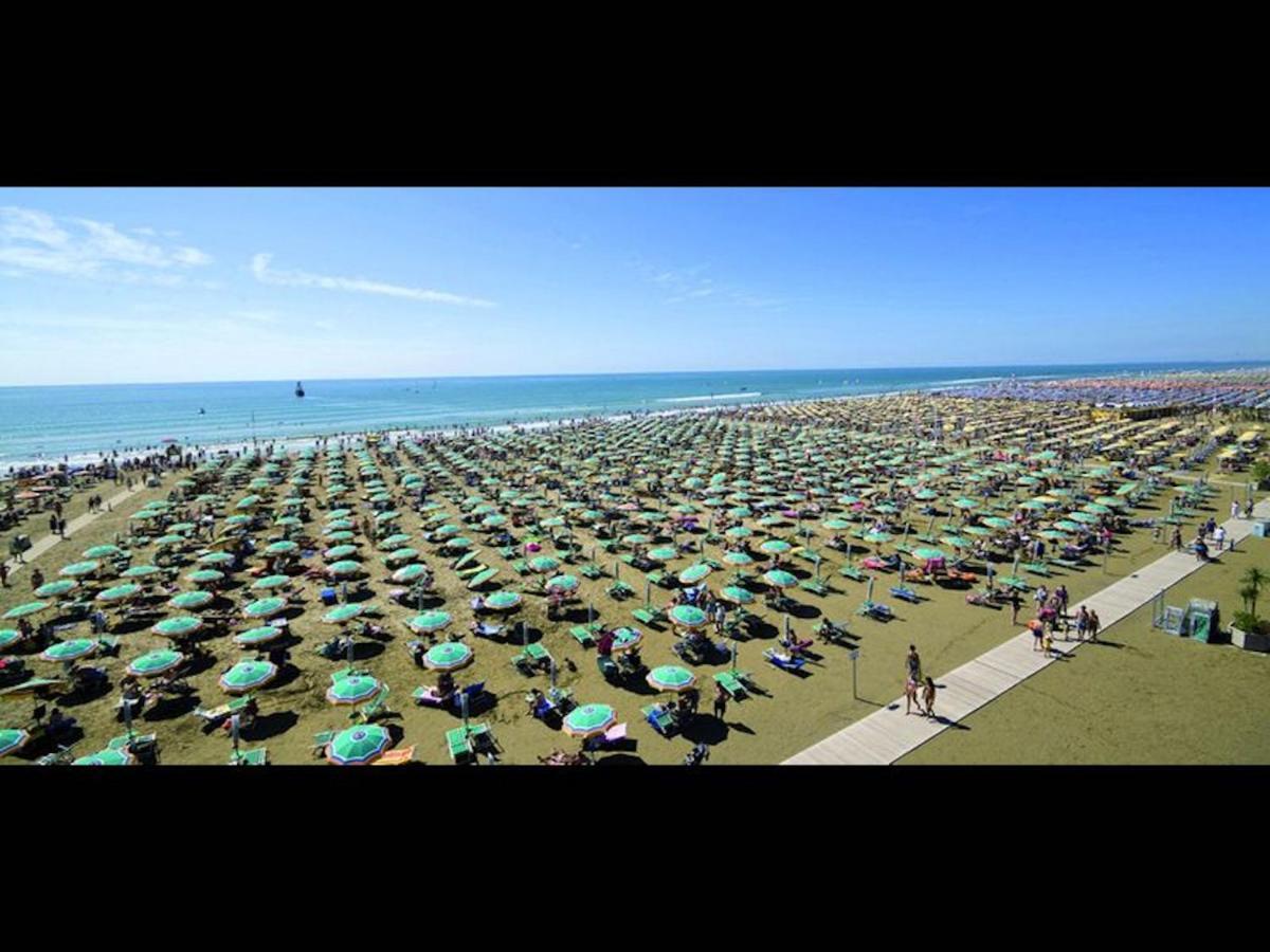 Beautiful Apartment Close To Bibione Beach - Beahost Exterior photo